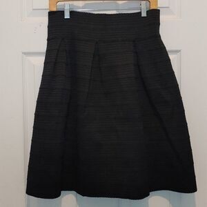 New York and Company black skirt Sz L